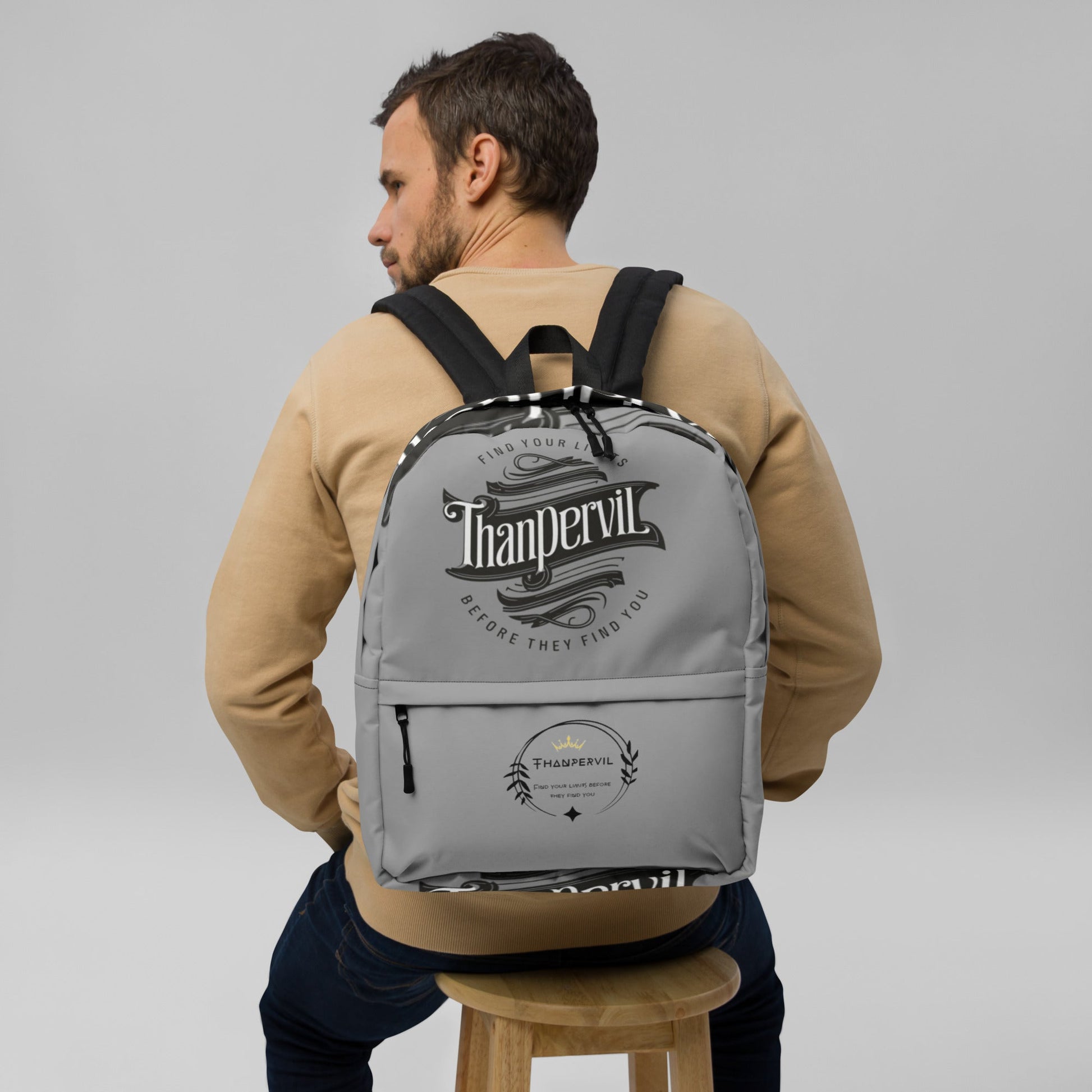 Mochila gris marca y slogan - Thanpervil shop online