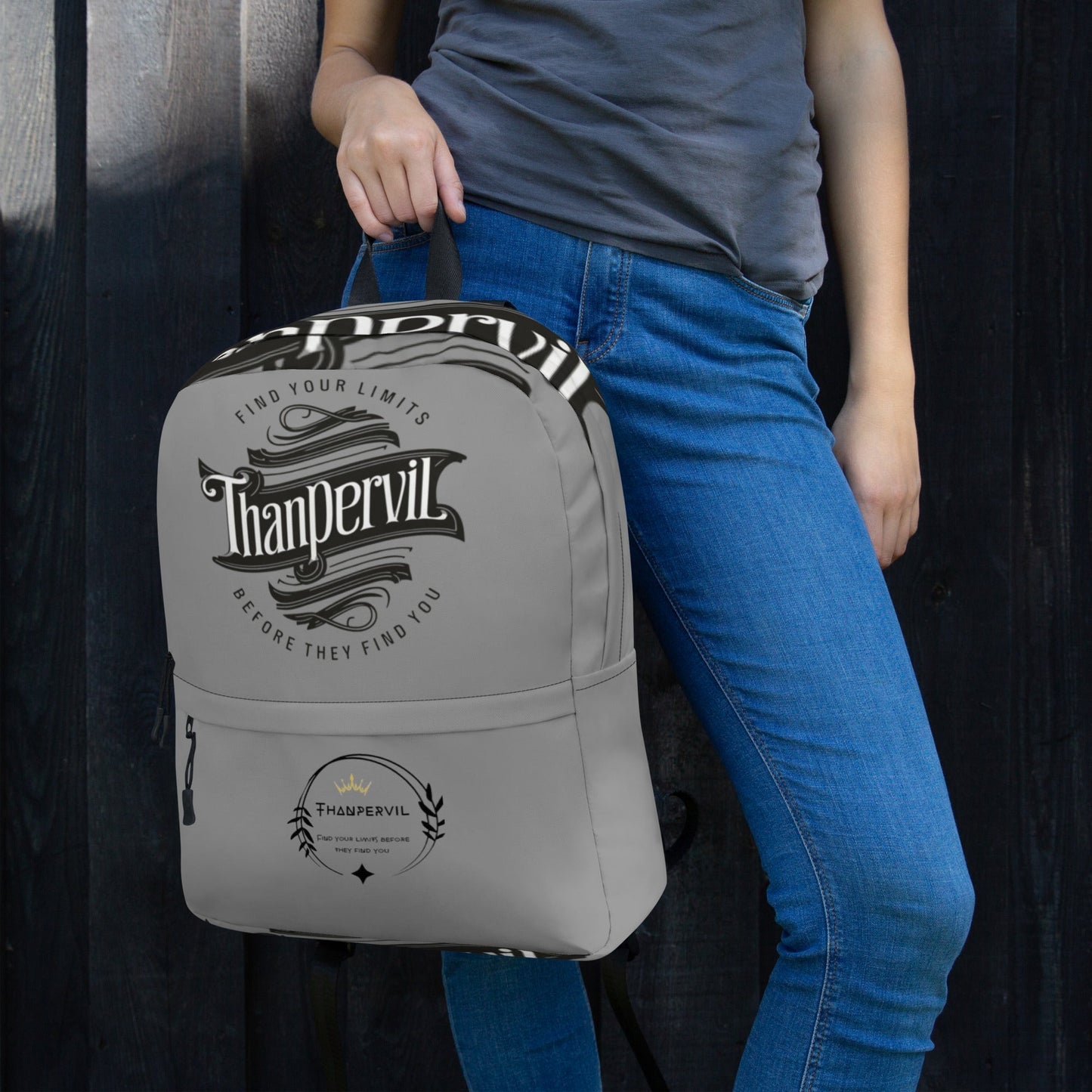 Mochila gris marca y slogan - Thanpervil shop online